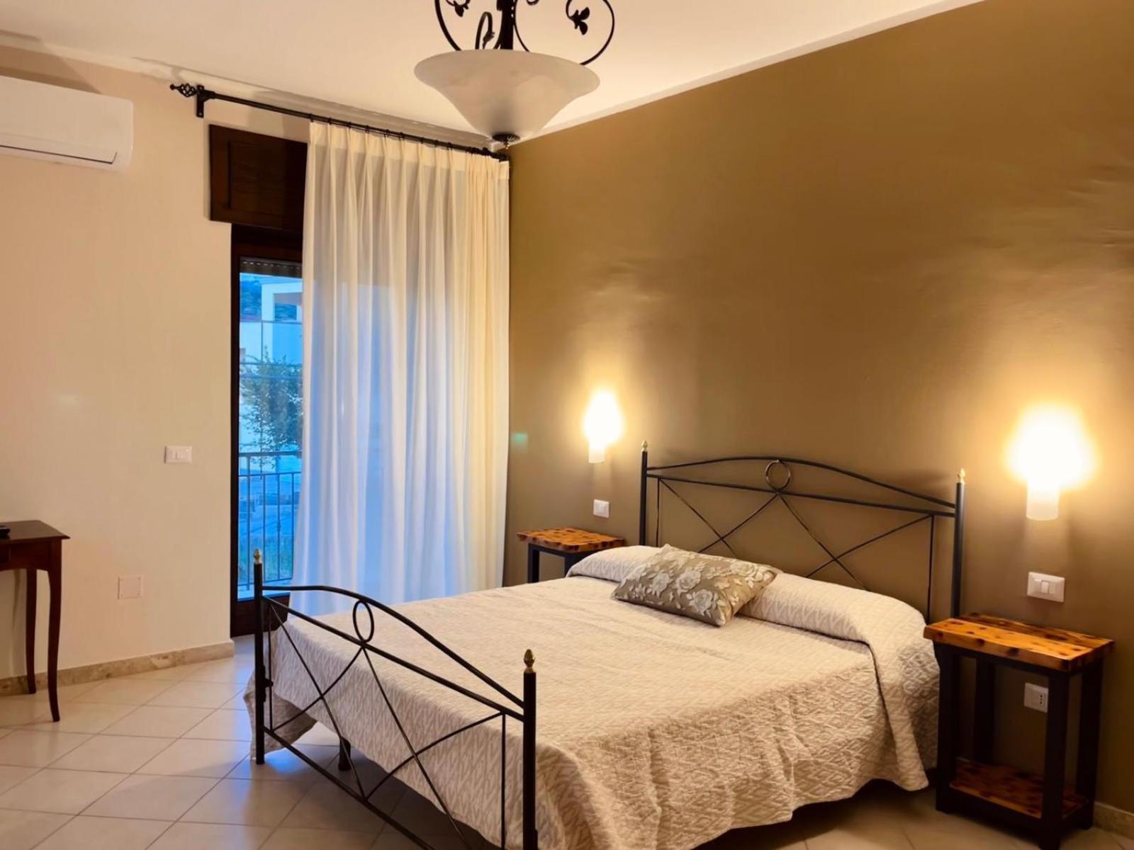 B&B Tempa Rossa Roccadaspide Extérieur photo